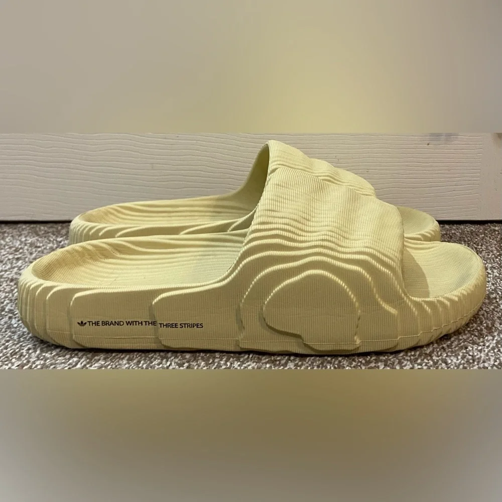 Adidas Adilette 22 Yellow Men's Casual Slip-On Sandal Size 12